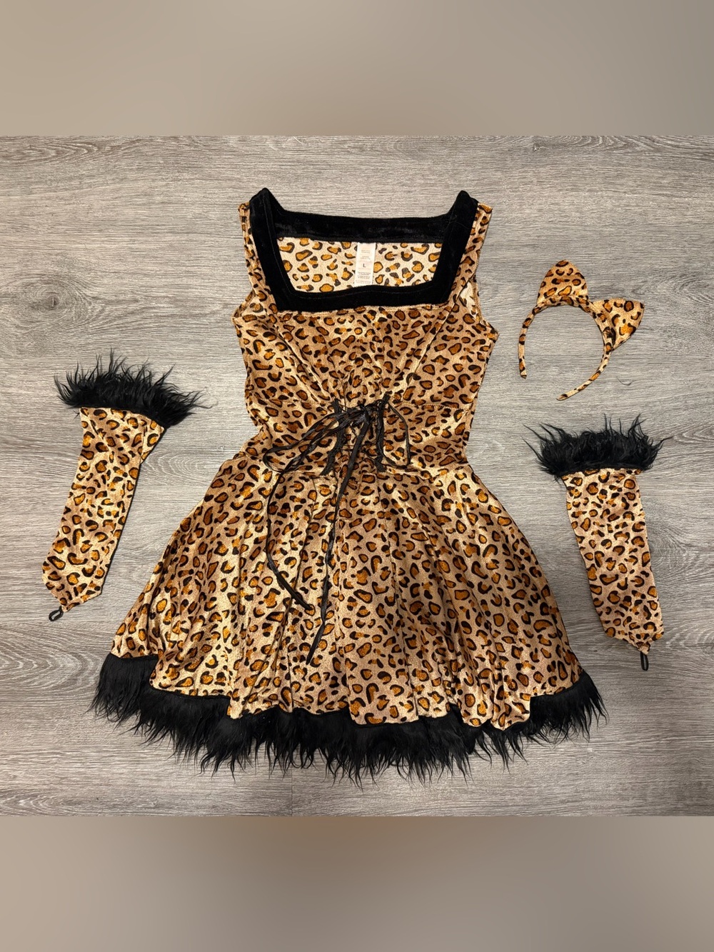 women’s leopard costume